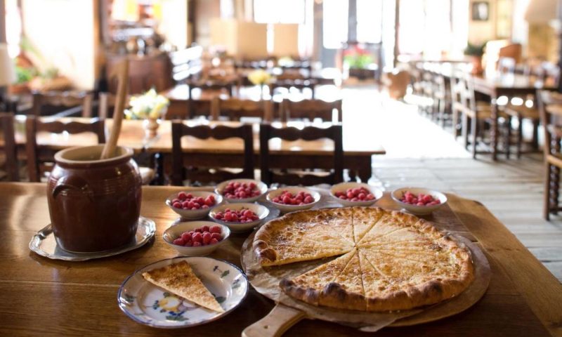 Hostellerie du Vieux Pérouges, Rhone-Alpes - France