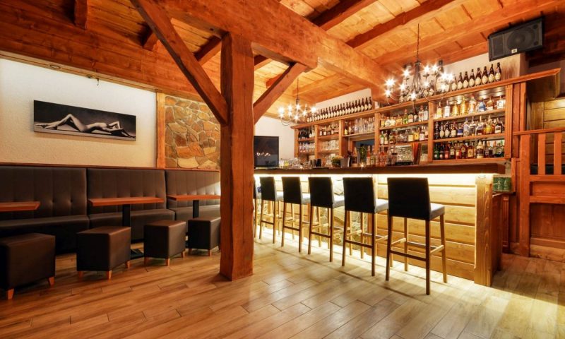 Hotel Ondrasuv Dvur Bila - Czech Republic