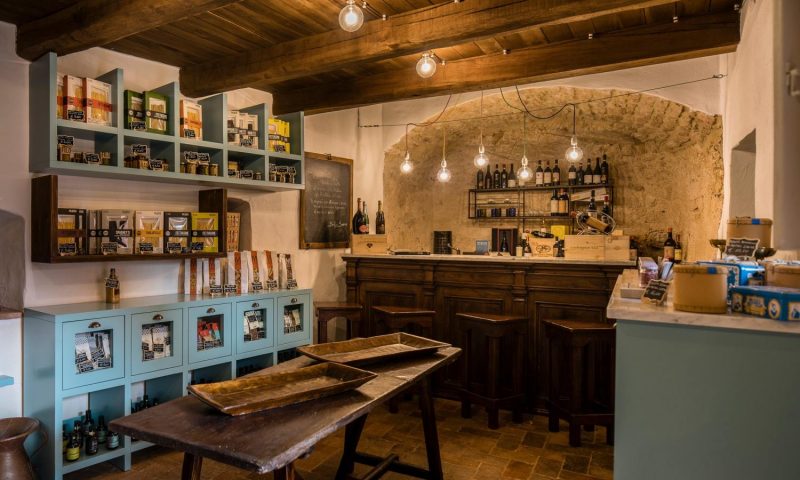 Castello Di Postignano Sellano, Umbria - Italy