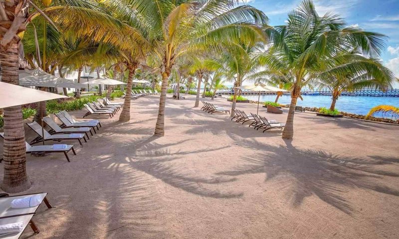 Las Terrazas Resort & Residences - Belize