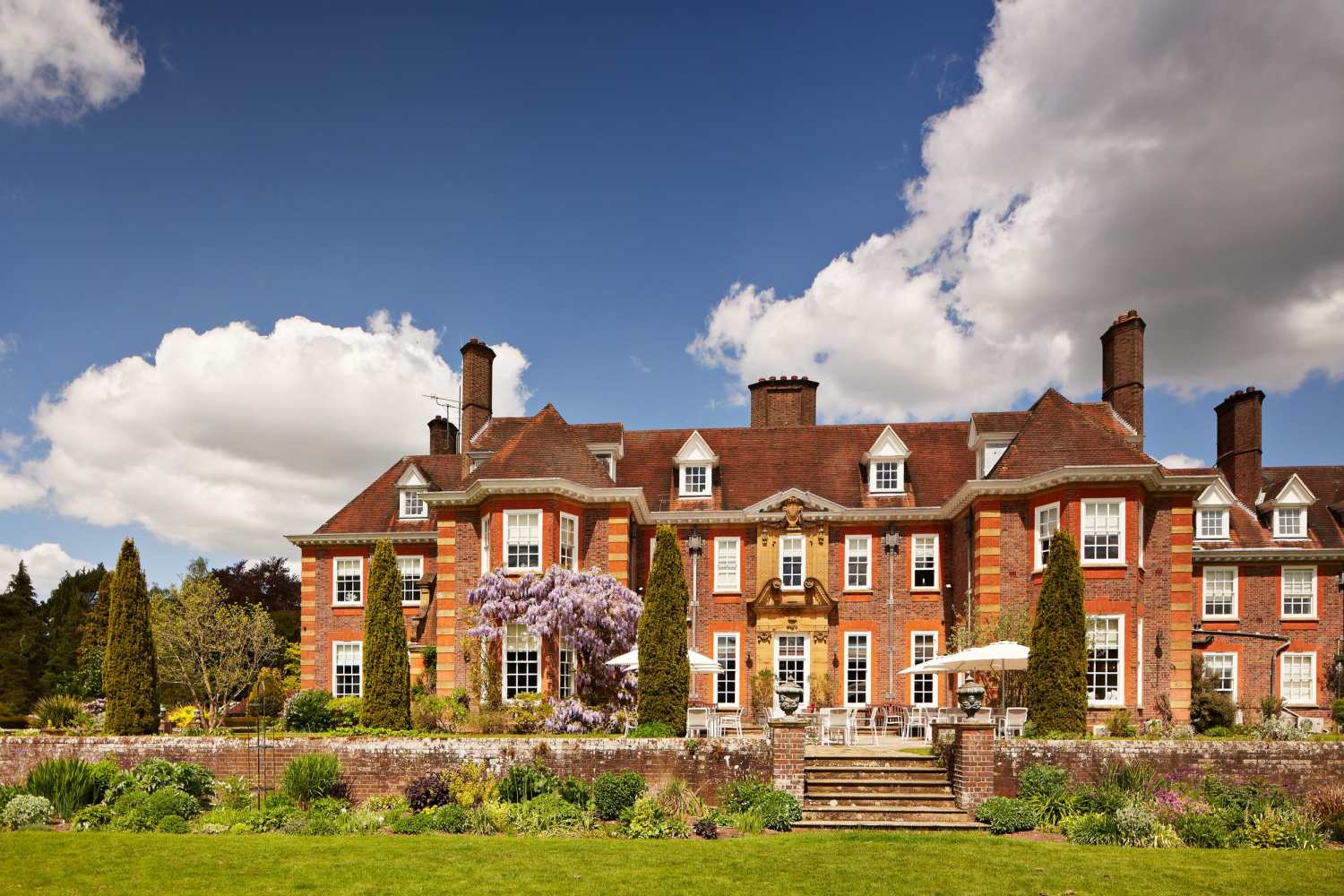 Barnett Hill Hotel Guildford, Surrey - England