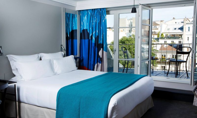 Les Matins de Paris & Spa - France