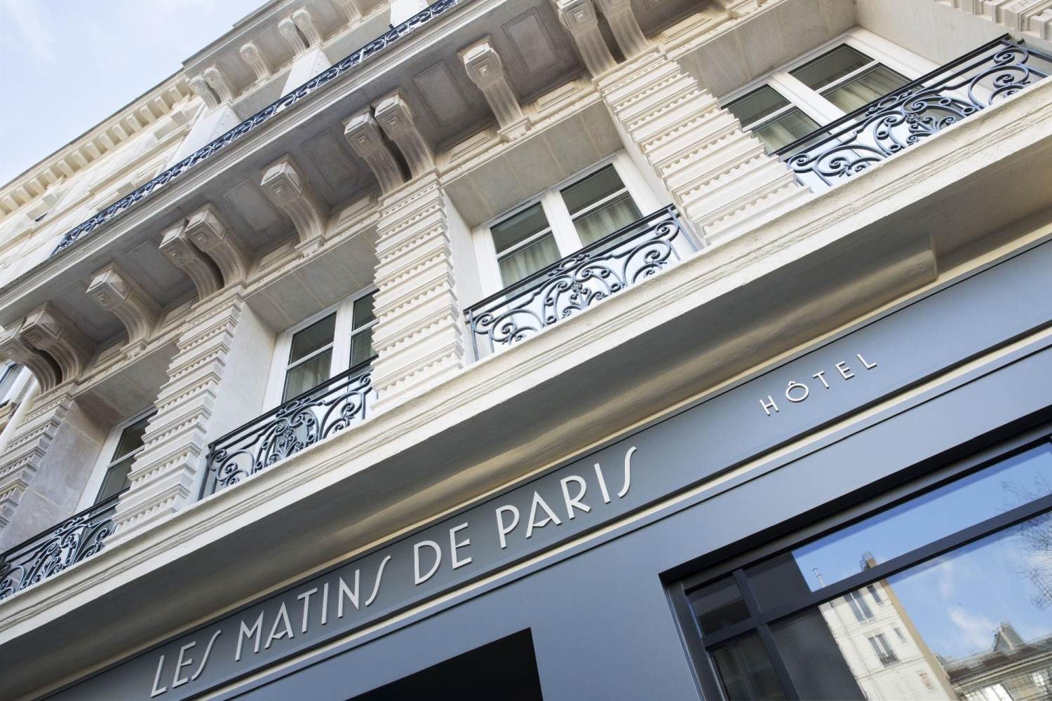 Les Matins de Paris & Spa - France