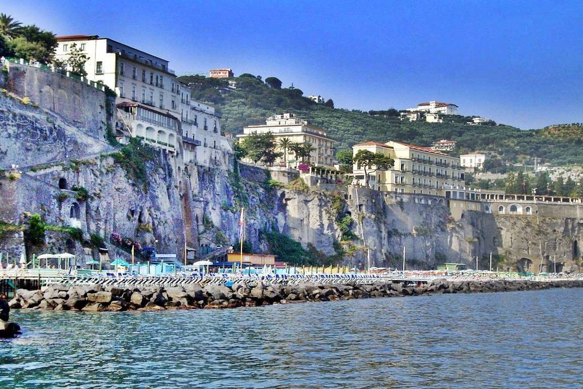 Palazzo Guardati Sorrento - Italy