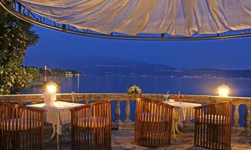 Villa Capri Garda Lake - Italy
