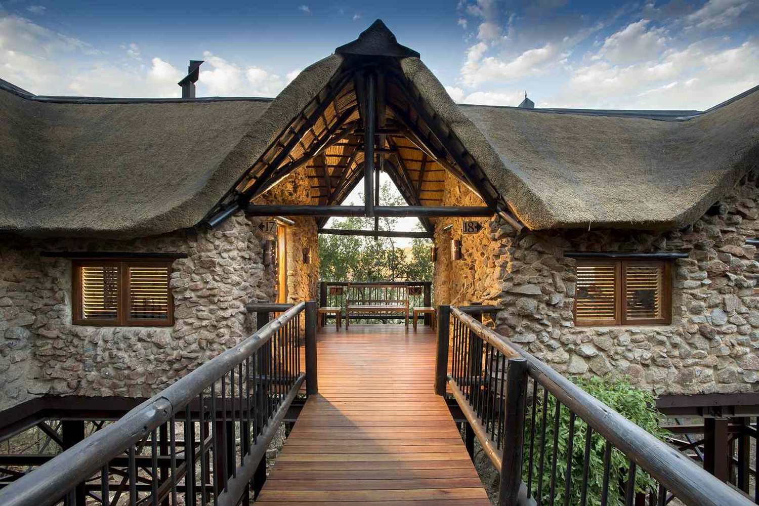 Tshukudu Bush Lodge - South Africa