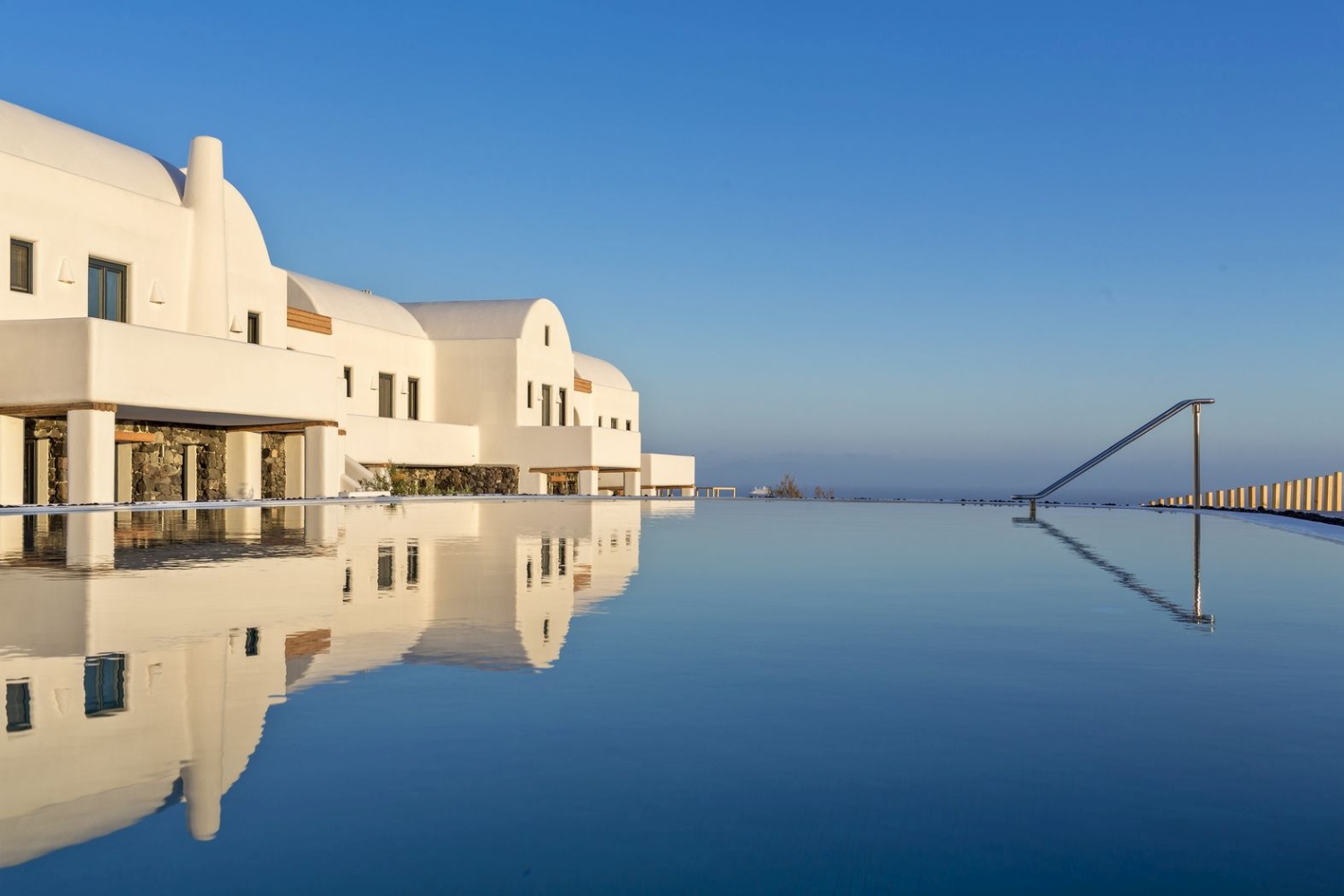 Elea Resort Santorini Suites - Greece