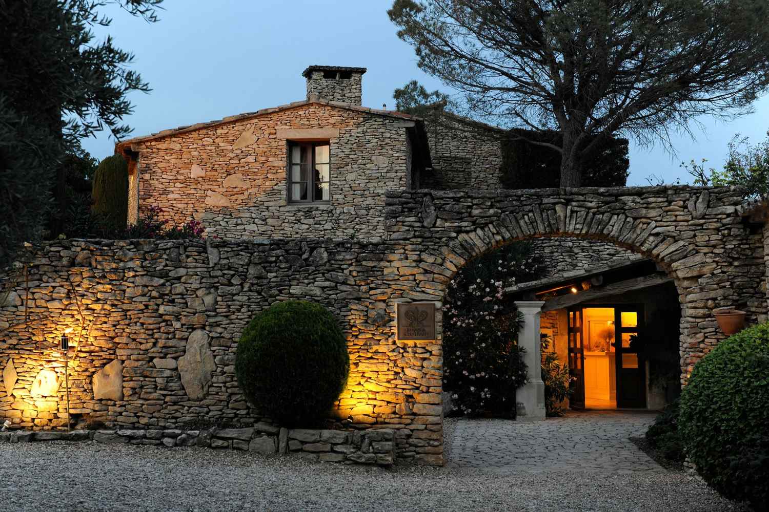 Le Mas Des Herbes Blanches, Provence - France