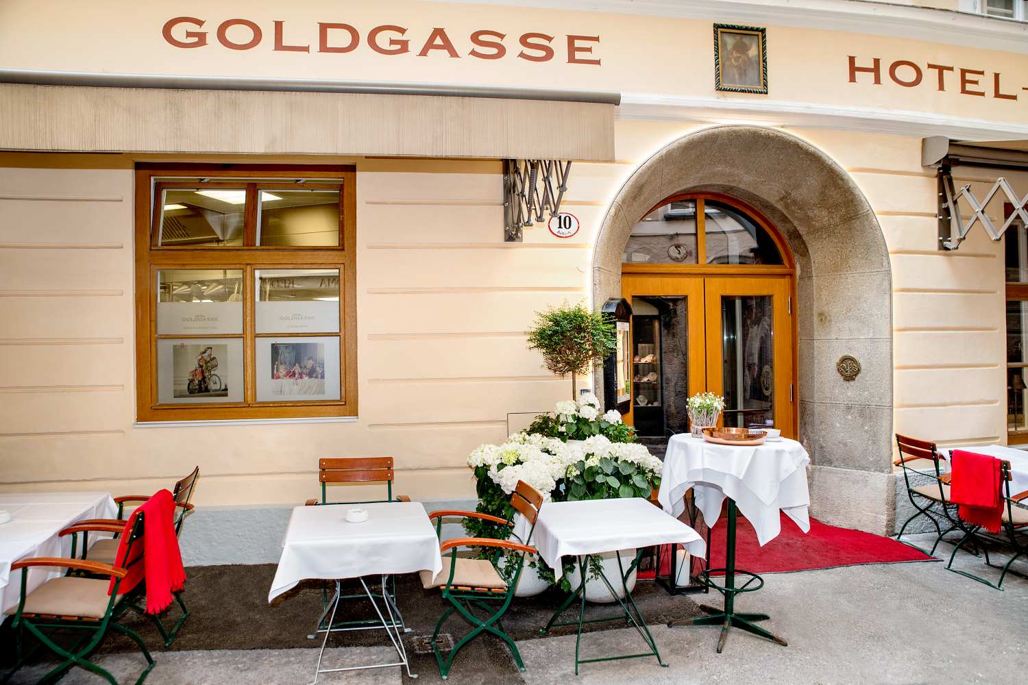 Hotel Goldglasse Salzburg - Austria