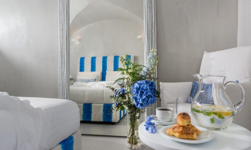 Mythical Blue Luxury Suites Santorini - Greece